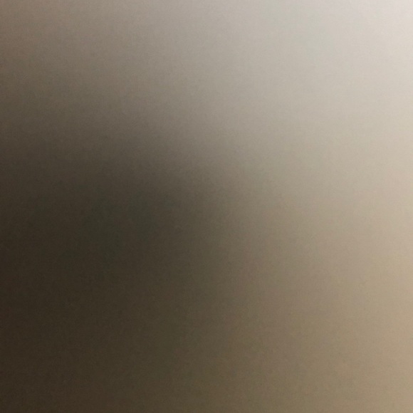 Meet your Posher, Isabella - Picture 1 of 1